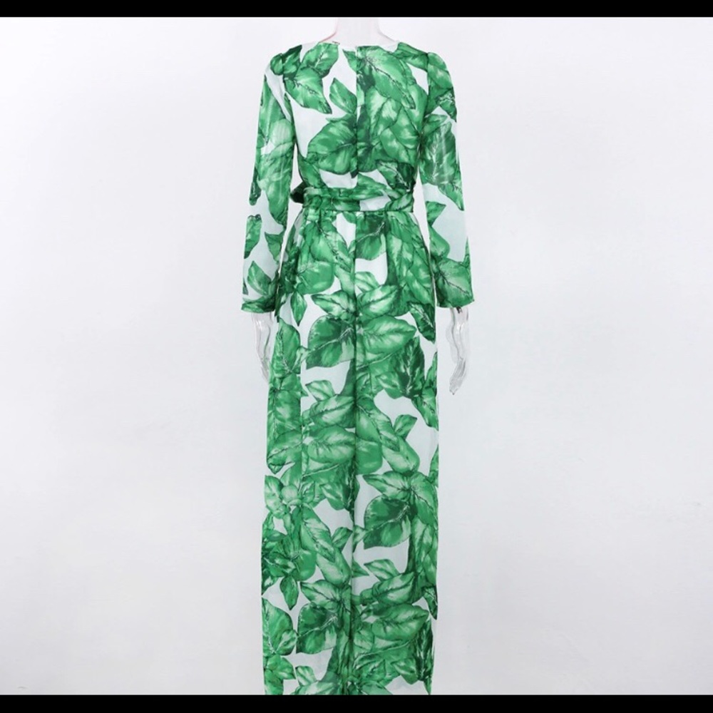 Spring dress - Picture 3 of 3